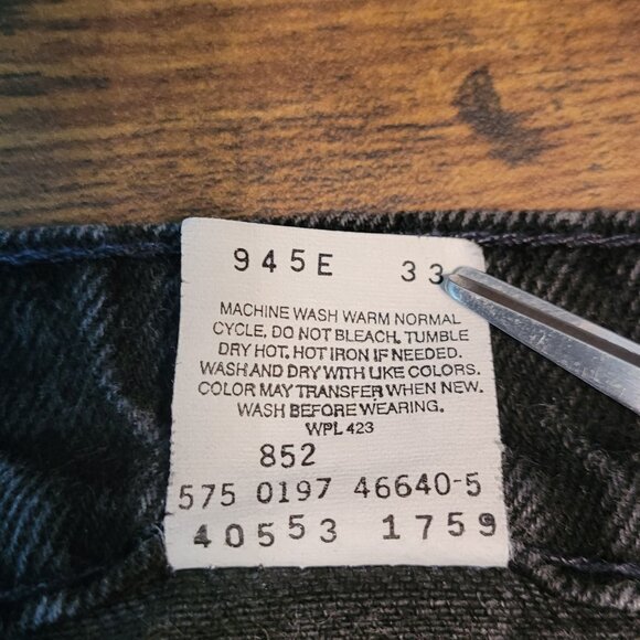 Vtg Levi's Jeans 38x29 Measures 36x28 Relaxed Fit Straight USA White Tab 90's - Picture 6 of 11